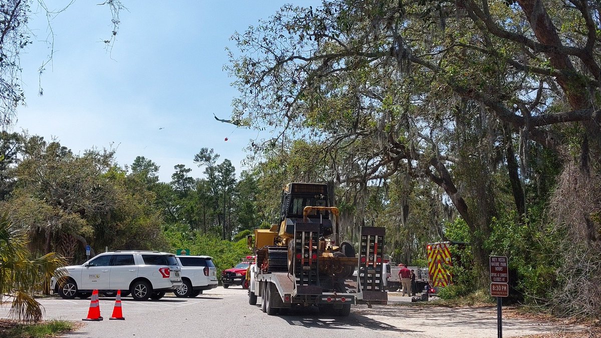 40-Acre Brush Fire at Key Vista and Anclote Gulf Parks in Pasco County ...