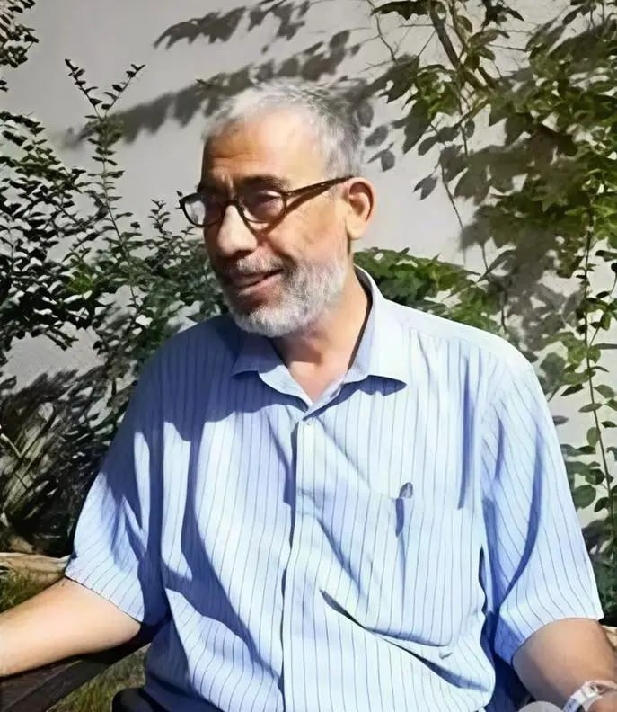 Prisoner christmas on professor brother