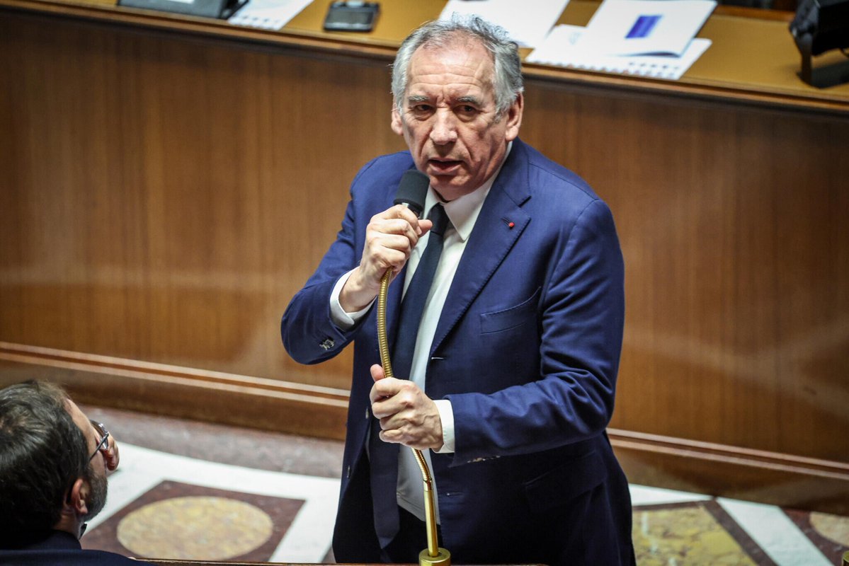 French mayor handling public funds Frequently Asked Questions