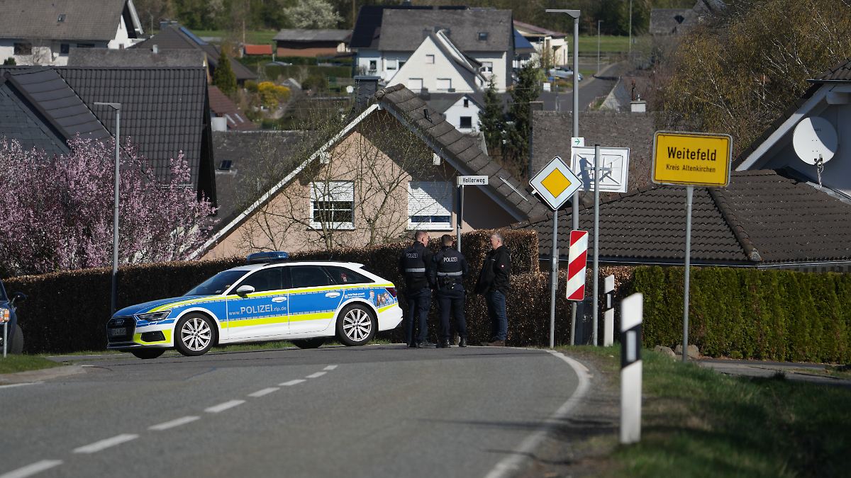 German Police Launch Manhunt in Weitefeld After Family of Three Found ...