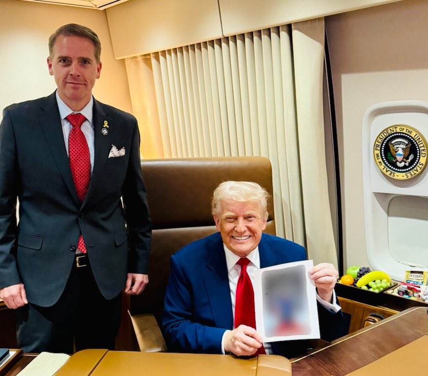 b856f8e0f64f8b82b8938d3cc3a3b98b1e09c1e3ba7c59cf05e3bec4cfe17df0.jpeg