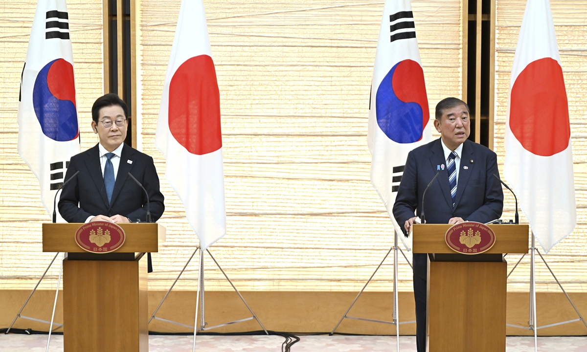 Japan and South Korea Issue First Joint Statement in 17 Years, Pledge ...