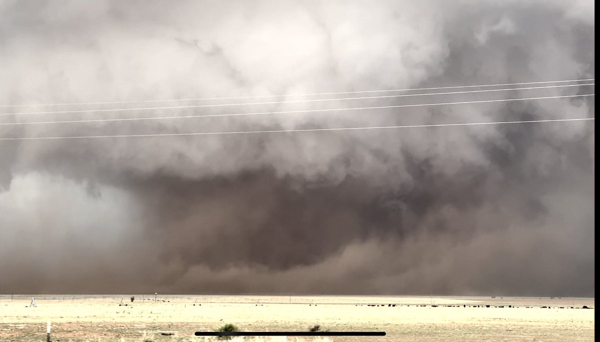 Massive Tornadoes With Softball-Sized Hail and 100 MPH Winds Strike ...