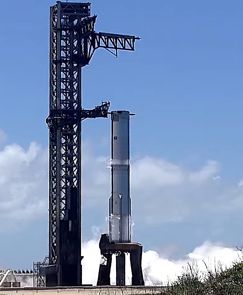 SpaceX Completes 9-Second Static Fire Test of Super Heavy Booster 16 on ...