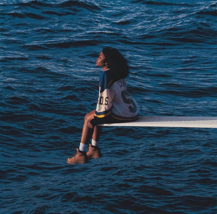SZA's 'SOS' Set to Reclaim No. 1 on Billboard 200 for 13th Week with 50 ...